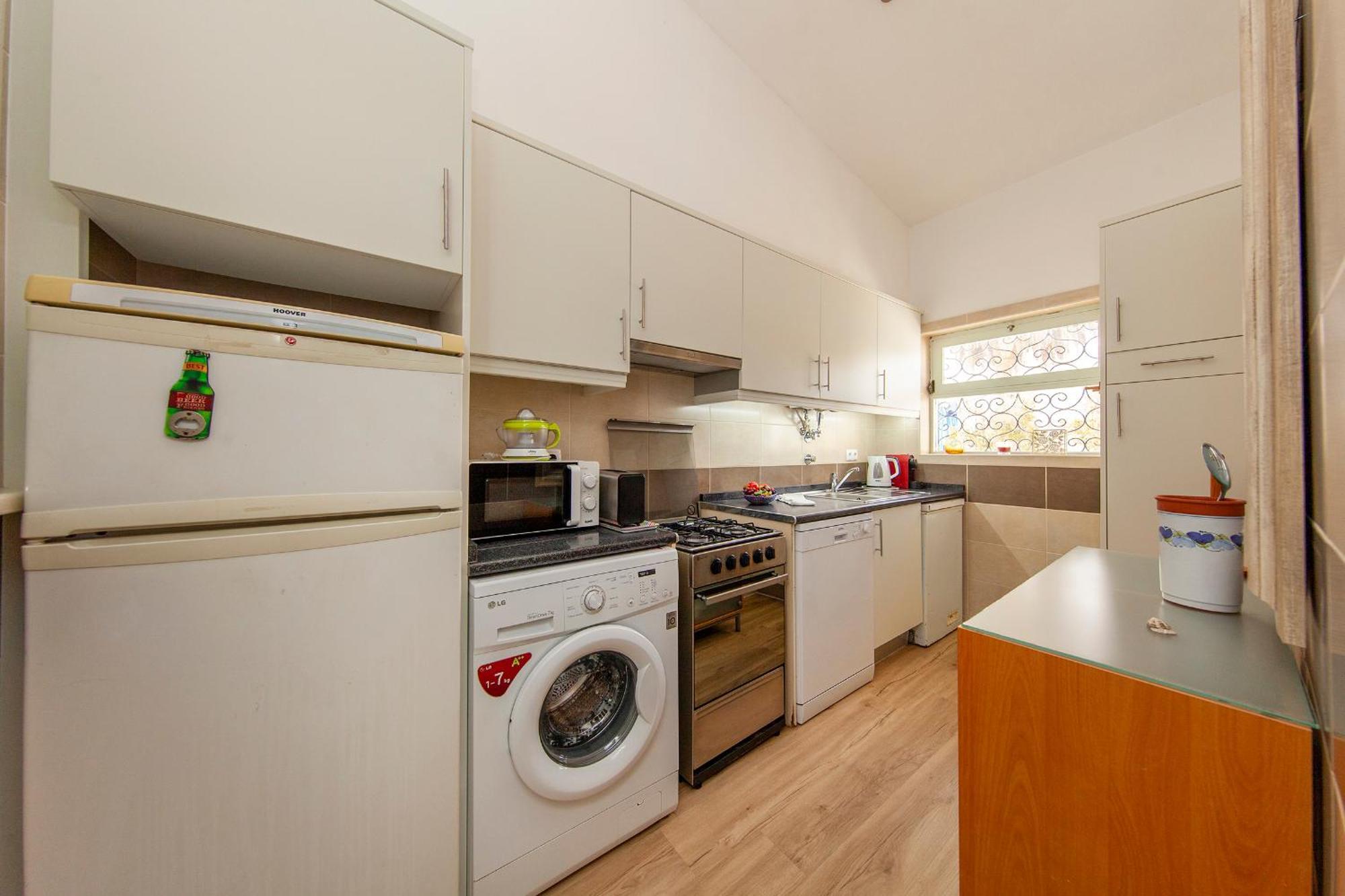 B86 - Beachline Apartment In Praia Da Luz Luaran gambar