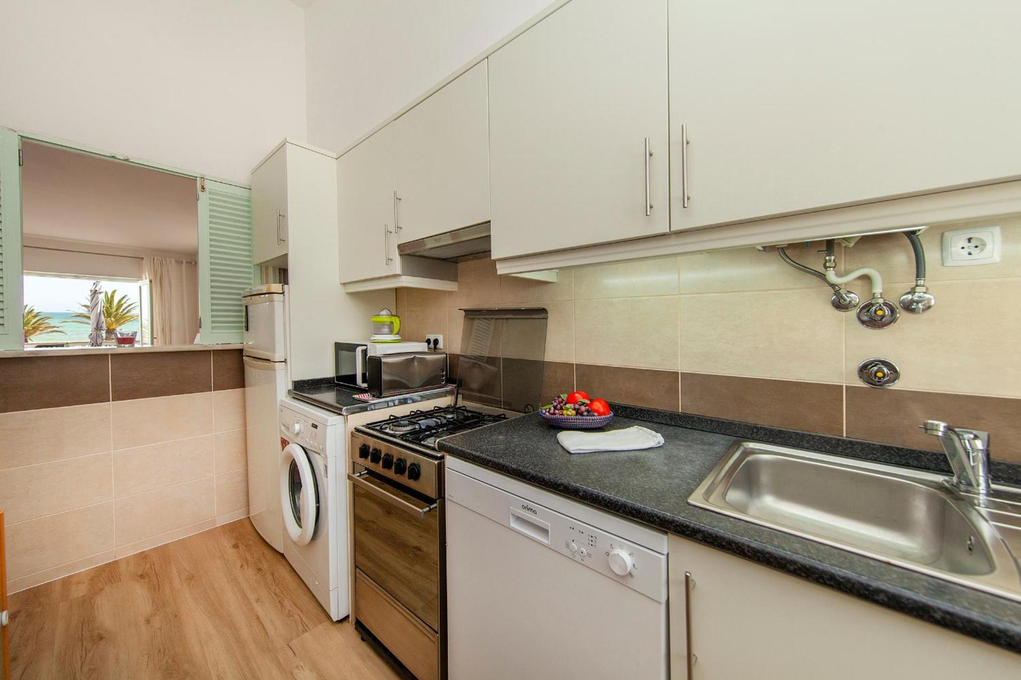 B86 - Beachline Apartment In Praia Da Luz Luaran gambar